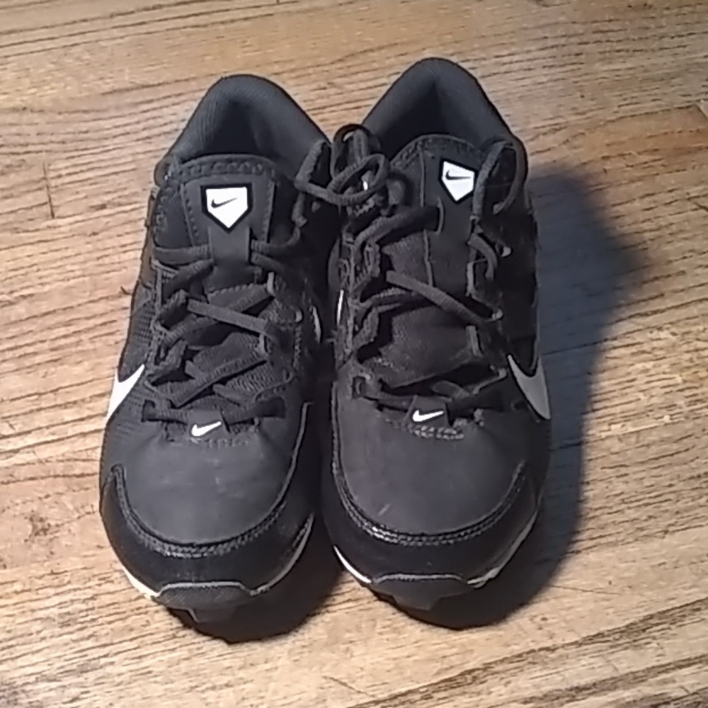 Nike RDiamond shoes